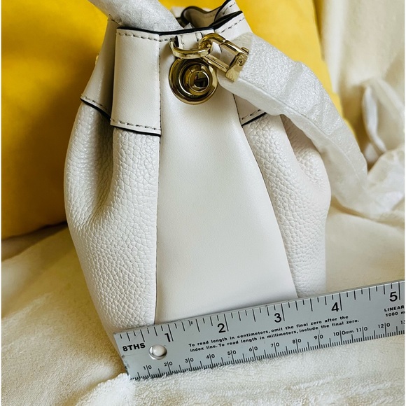 NWT Micheal Kors Rosie Small Ring Bucket Shoulder/Crossbody Bag with Dust bag. - Picture 13 of 15